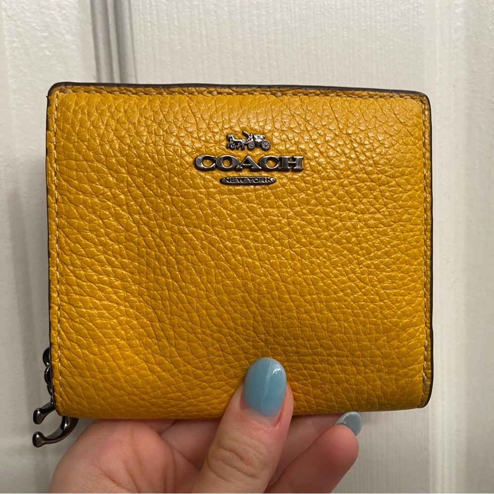 Coach Snap Wallet- Yellow